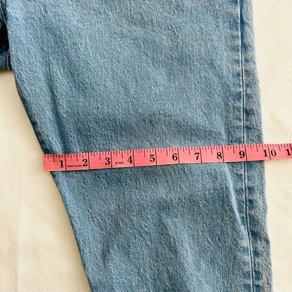 Levi’s 501 Crop Jeans in Tango Surge Blue - Picture 12 of 16